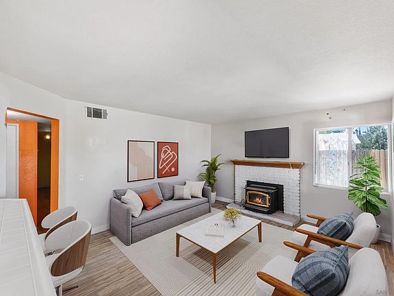 3rd image of 16568 San Juan Ct