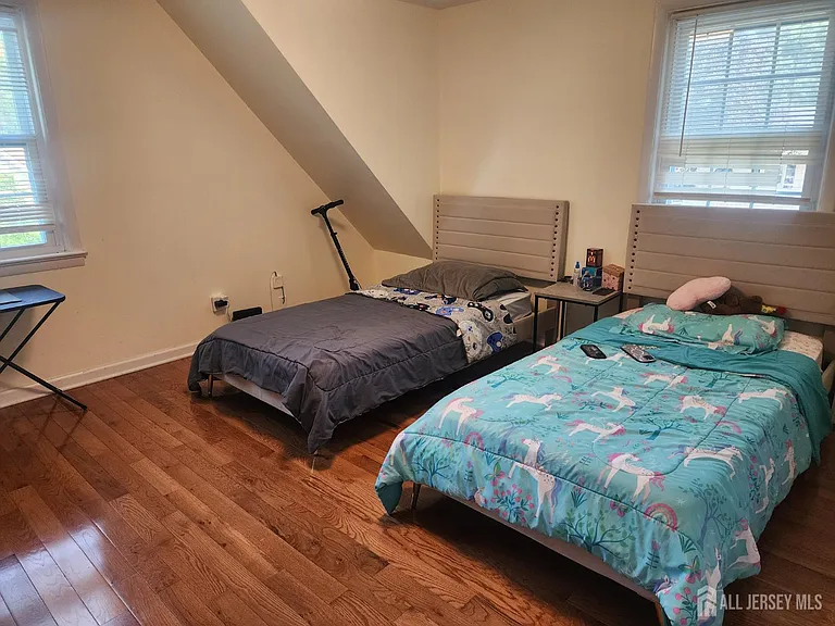 102 Wisteria St #2 — Photo 6