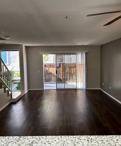 2178 Canyon Dr #L — Photo 2