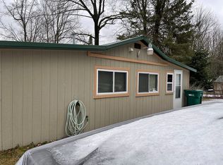 4935 Maplewood Dr, Harrison, MI 48625