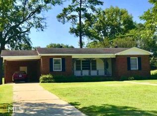 212 Lakeside Dr, East Dublin, GA 31027