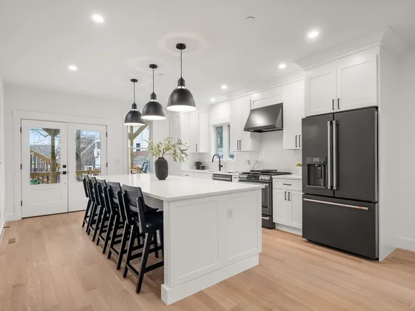 26 Adelaide St, Jamaica Plain, MA 02130