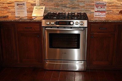 4th image of 2126 Windflower Dr