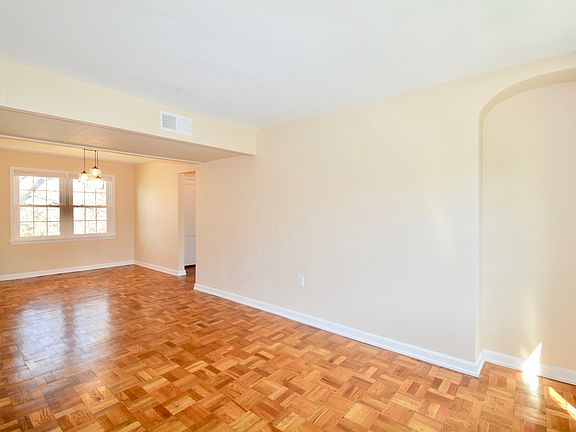 Living Room / Dining Room