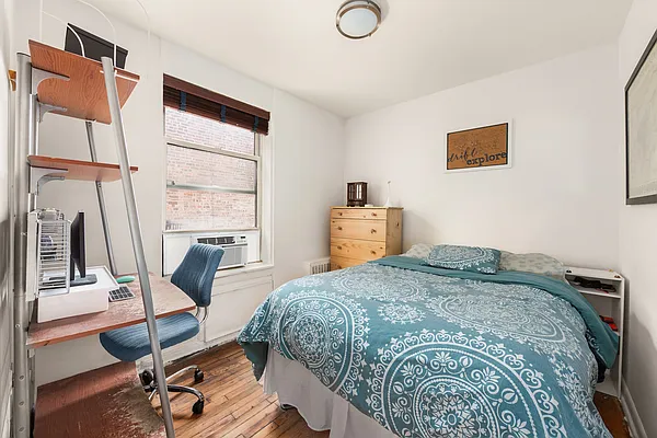 Sold by Park Property Advisors | media 3