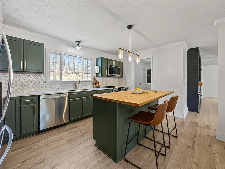 3057 Fountainview Ave — Photo 8