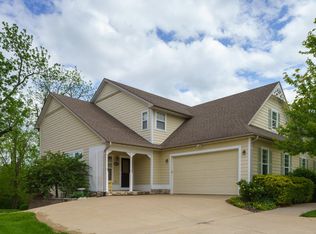 4117 Town Square Dr, Columbia, MO 65203