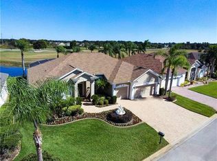 622 Golf Course Pkwy, Davenport, FL 33837