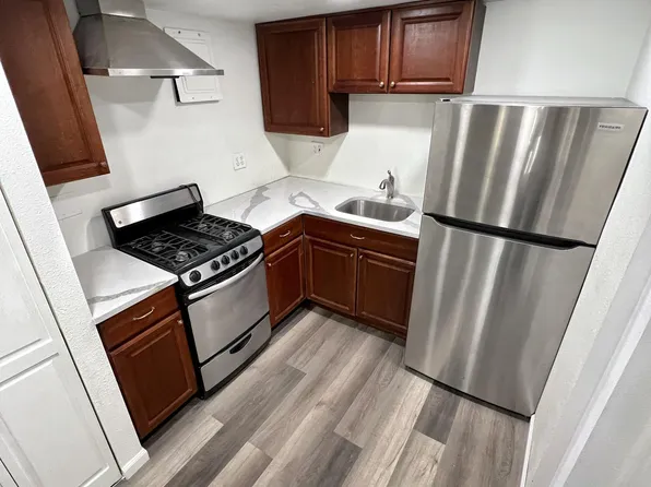 240 Main St #1C, Longmont, CO 80501