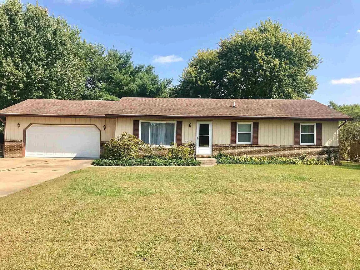 2705 Jean St photo 1