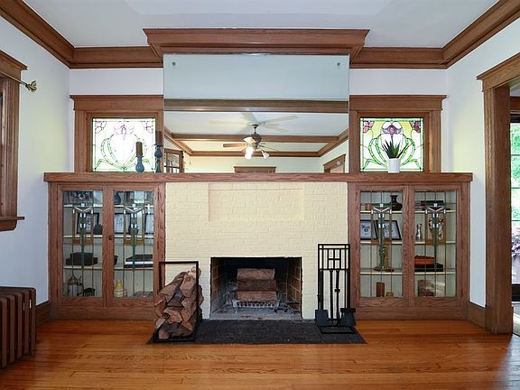 4th image of 7516 N Rogers Ave