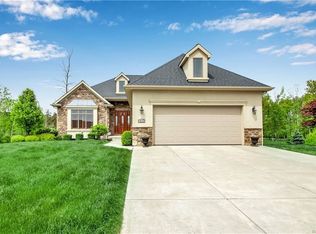 9610 Garden Walk, Clarence Center, NY 14032