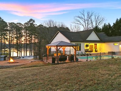 1144 Clift Cave Dr, Soddy Daisy, TN, 37379