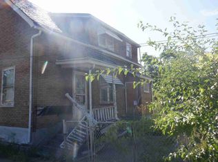 9254 Cairney St, Detroit, MI 48213