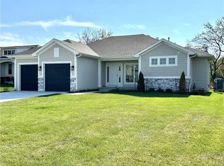 21903 W 177th Ter, Olathe, KS 66062