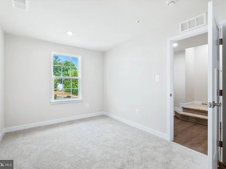1795 Atlas Dr — Photo 11