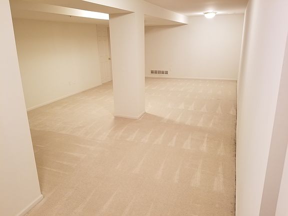 3rd image of 22201 Alexa Dr