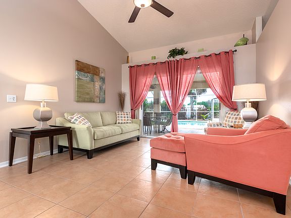 3rd image of 4525 Dover Street Cir E