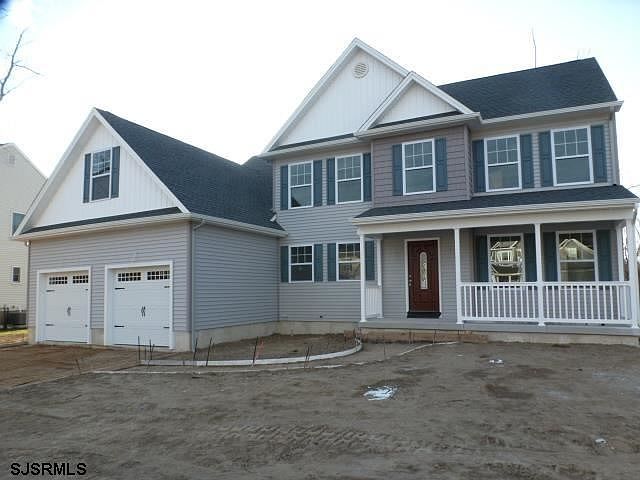 1st image of 4 Cedar Springs Dr