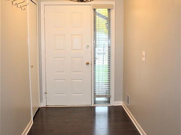 3rd image of 20772 Truax Ln