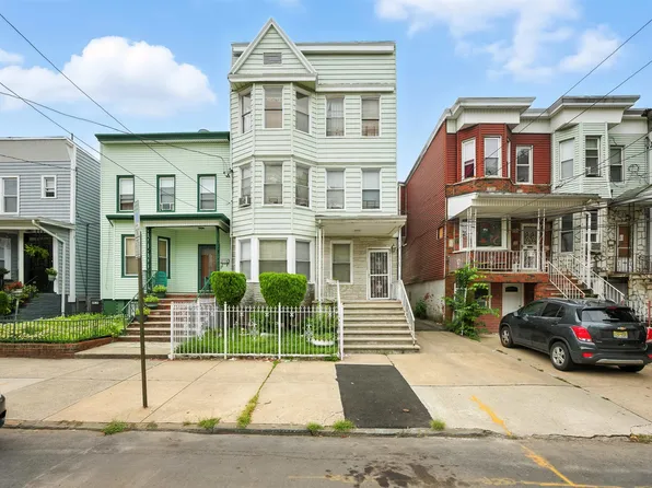 41 Stevens Avenue image 1 of 6