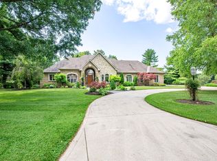 5585 Boomer Rd, Cincinnati, OH 45247