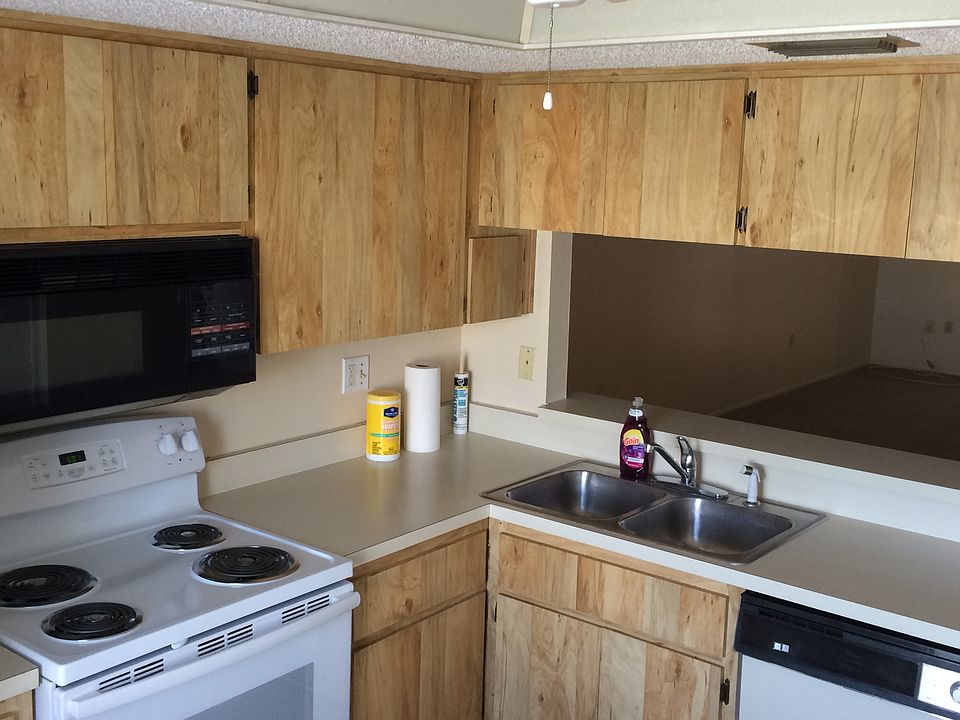 1st image of 106 Cypress Ct