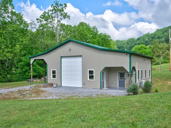 136 Clemons Ln, Pearisburg, VA 24134
