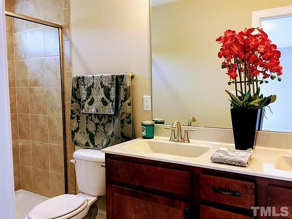 4th image of 102 Harvest Oaks Ln Unit 72