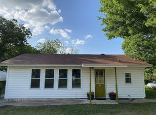 124 Marlin St, Mc Dade, TX 78650