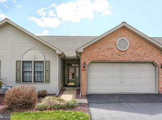 6427 Whisper Wood Ln, Harrisburg, PA 17112