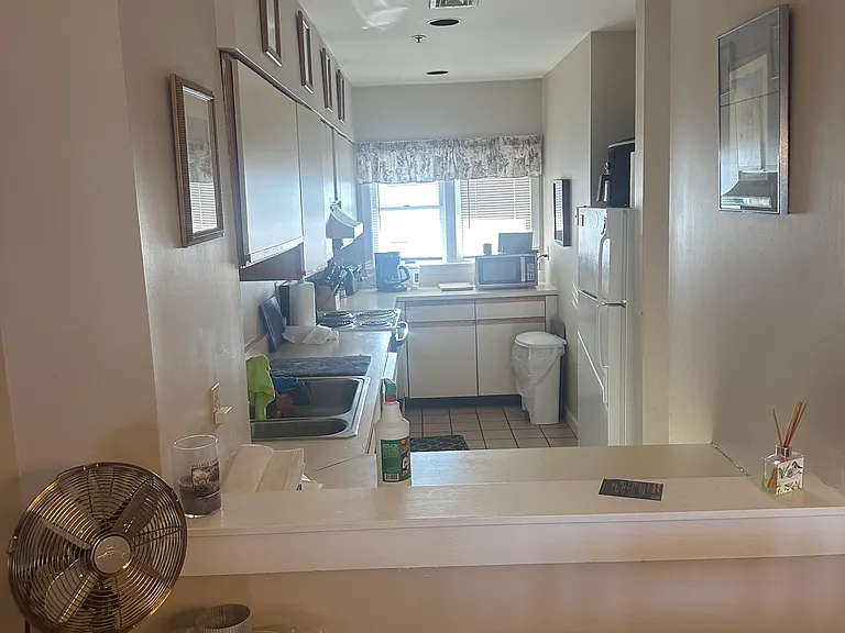 31 Ocean Ave — Photo 11