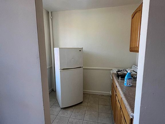3rd image of 667 Ocean Ave APT 6F
