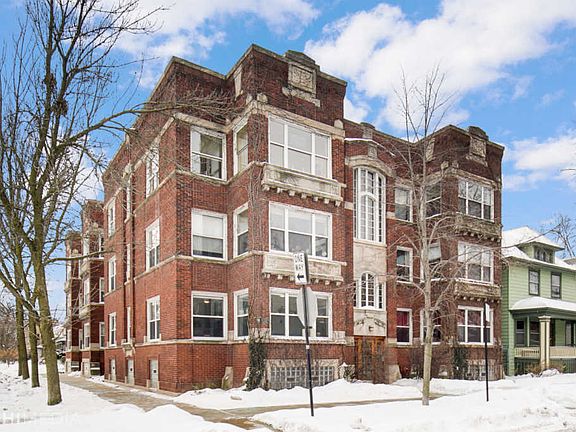 2nd image of 3001 W Wilson Ave APT 1