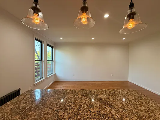 Rented by MADEHOME | media 6