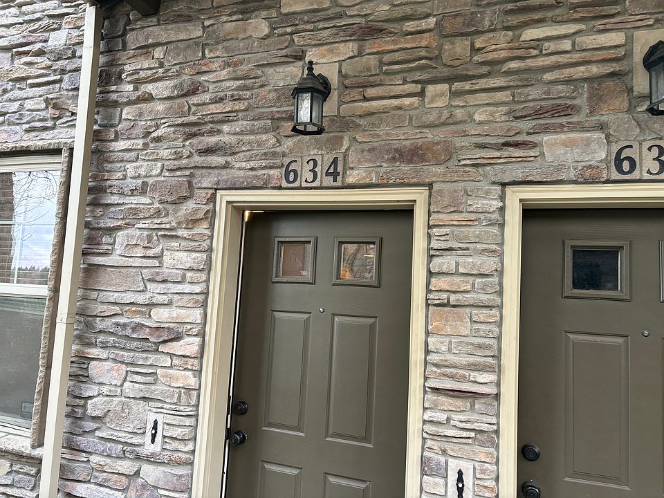 1st image of 634 NE Adwick Dr