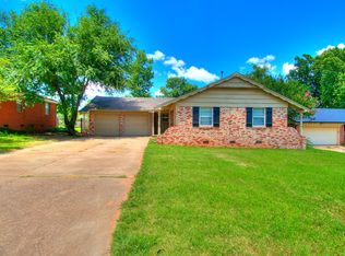 321 Reynolds Rd, Edmond, OK 73013