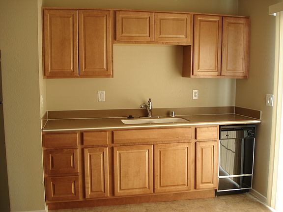 3rd image of 524 Harris Ave