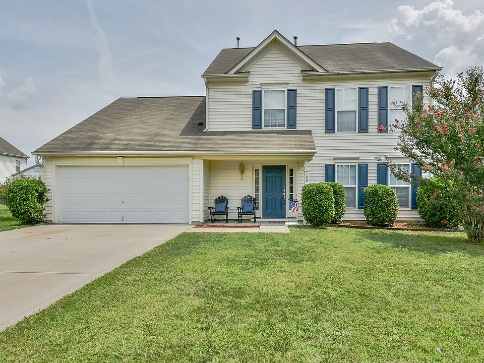 1st image of 108 Foxwood Pl