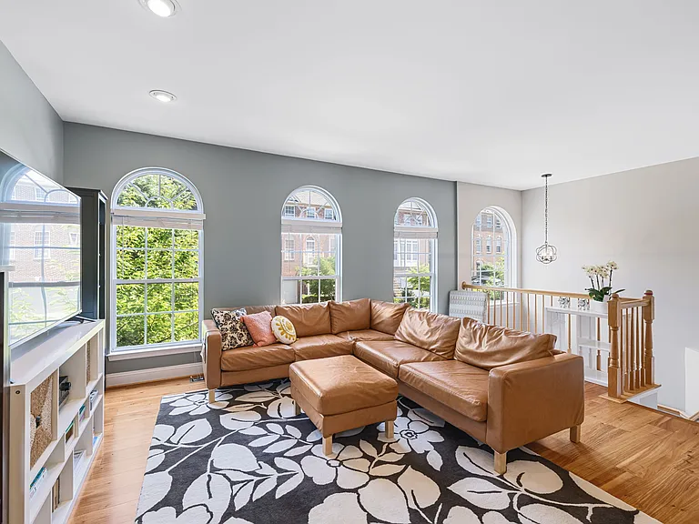 4110 Brookgreen Dr — Photo 5