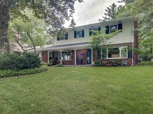 3422 Lauderdale Ln, Rockford, IL 61107
