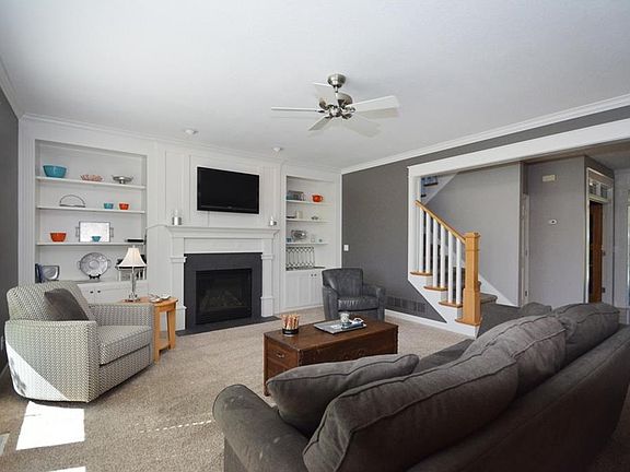 5th image of 7017 NW 95th Ct