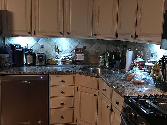 4th image of 1212 Karen Ln