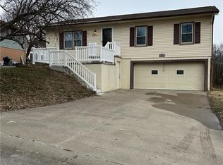 5513 Pershing Rd, Saint Joseph, MO 64505