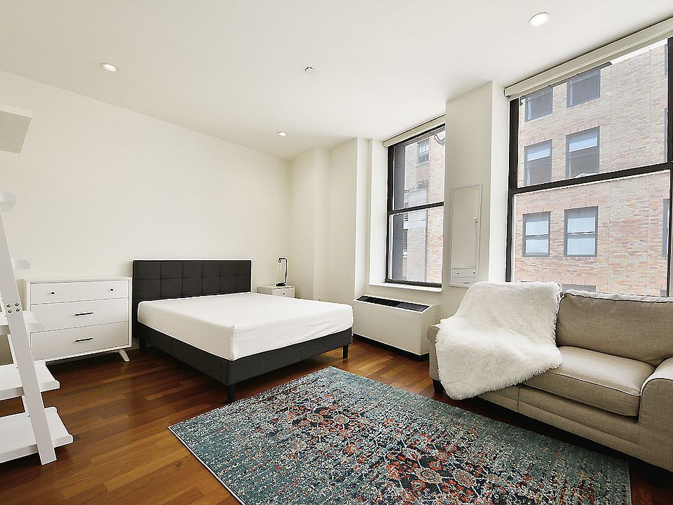 1st image of 1 Wall Street Ct #1407A