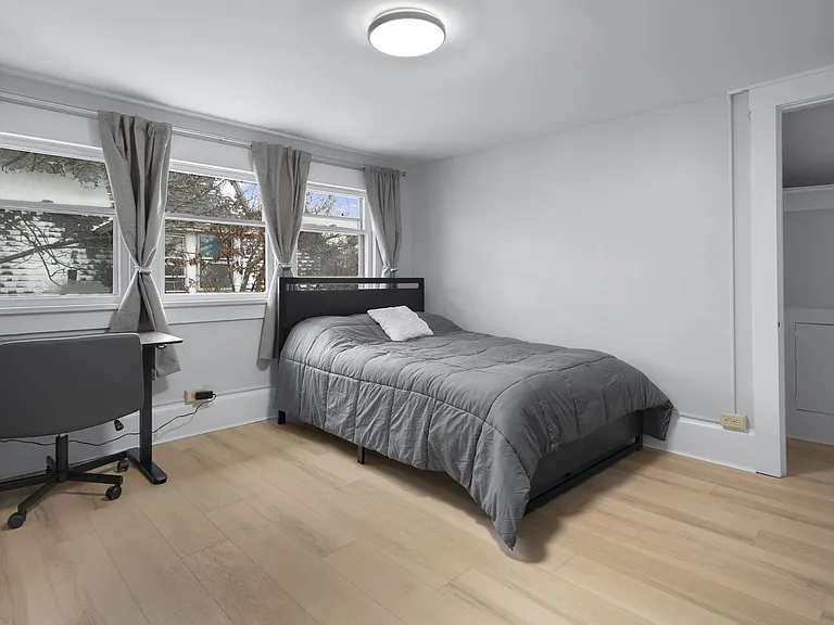 104 Harvard Pl — Photo 129