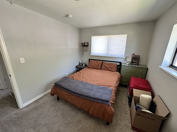 4th image of 2912 W 35th Ave