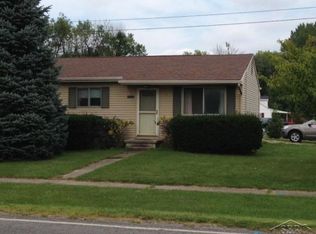 906 Mapleridge Rd, Saginaw, MI 48604