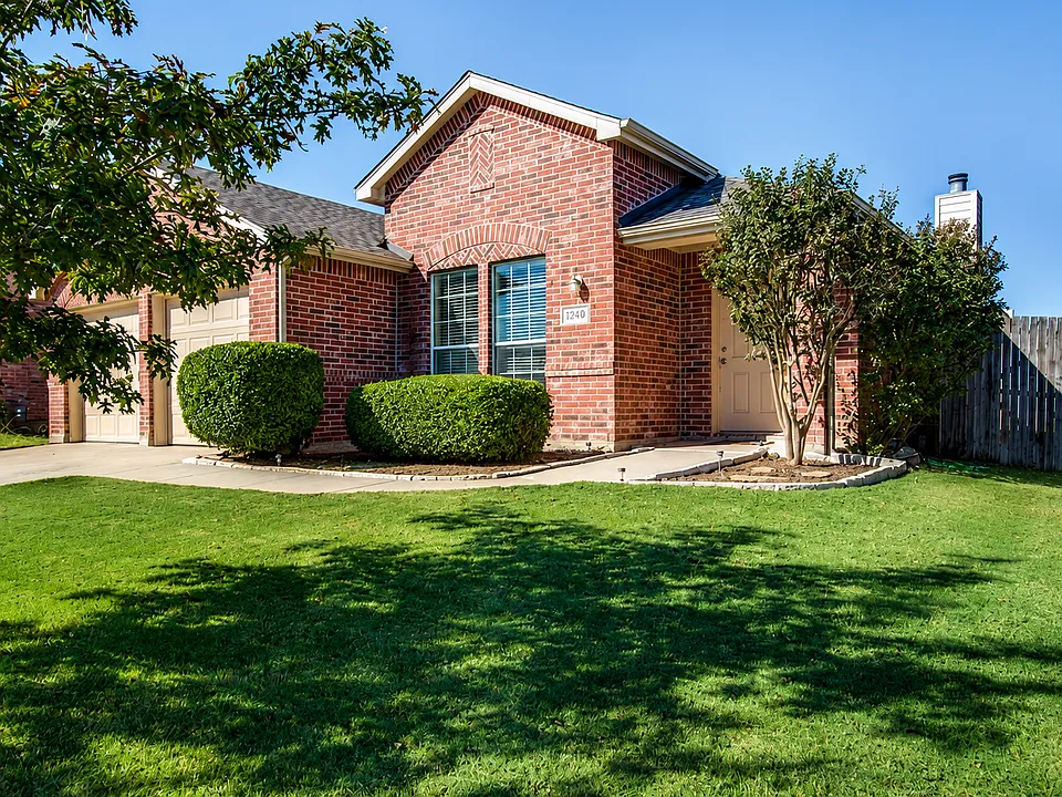 1240 Miller Ln