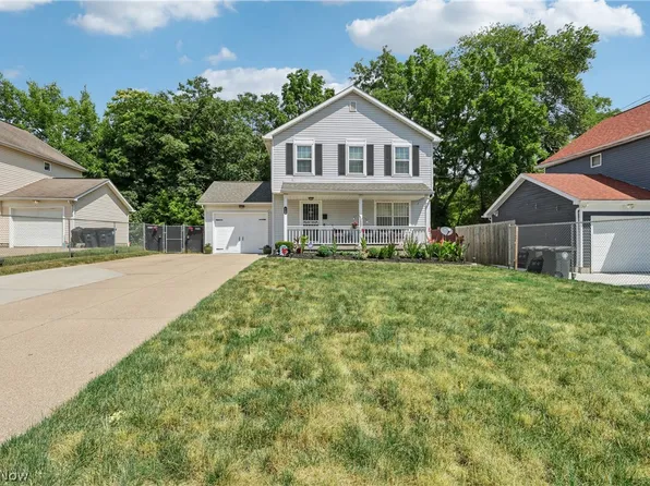 407 Berry Ave, Akron, OH 44307
